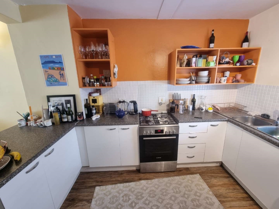 To Let 2 Bedroom Property for Rent in Claremont Upper Western Cape